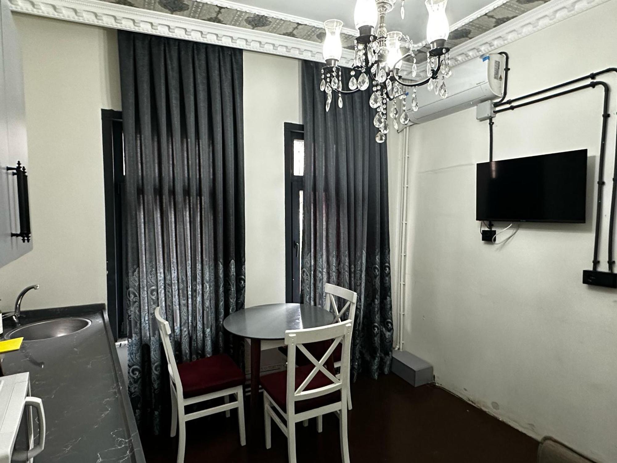 Seven Roses Apart Hotel Стамбул Экстерьер фото
